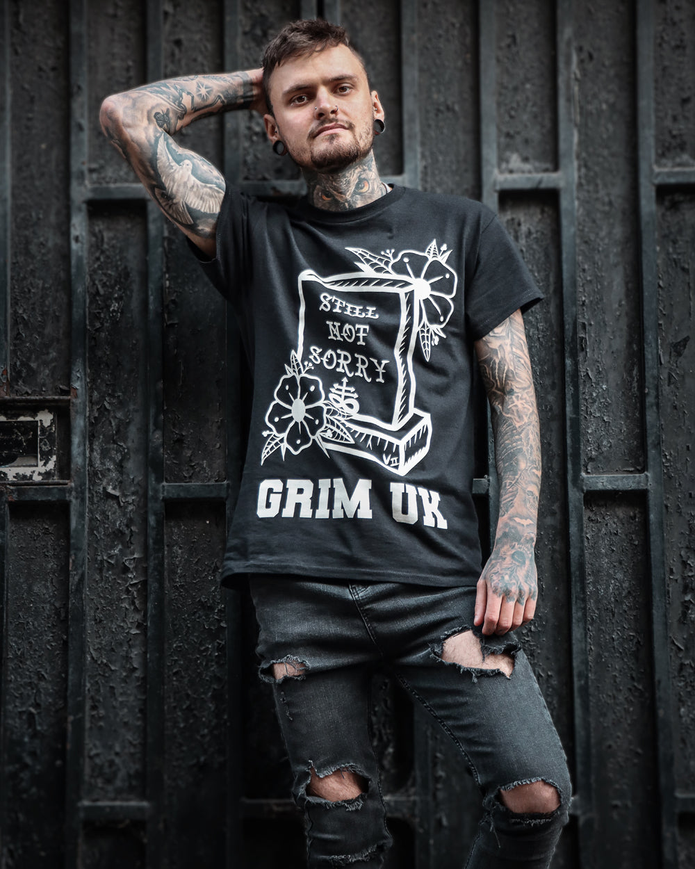 Black Still Not Sorry V2 T-Shirt